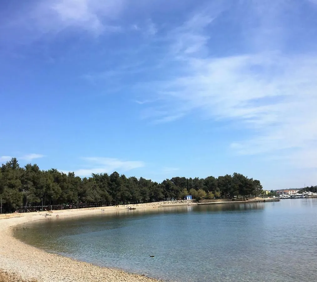 Ferienwohnung Sommer Novigrad  Croatia