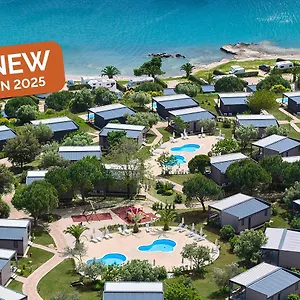 Aminess Planet Homes Sirena Novigrad (Istria)