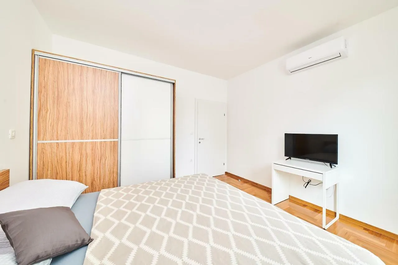 Apartment Ferienwohnung Sommer Novigrad Istria